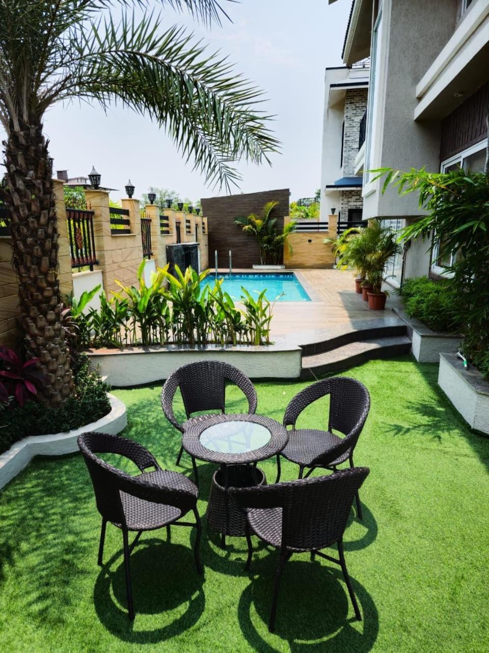 Premium Chalet Lonavala Exterior foto